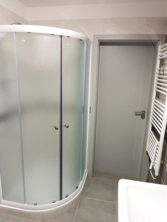 Apartments 4U Center + Free Parking 올로모우츠 외부 사진
